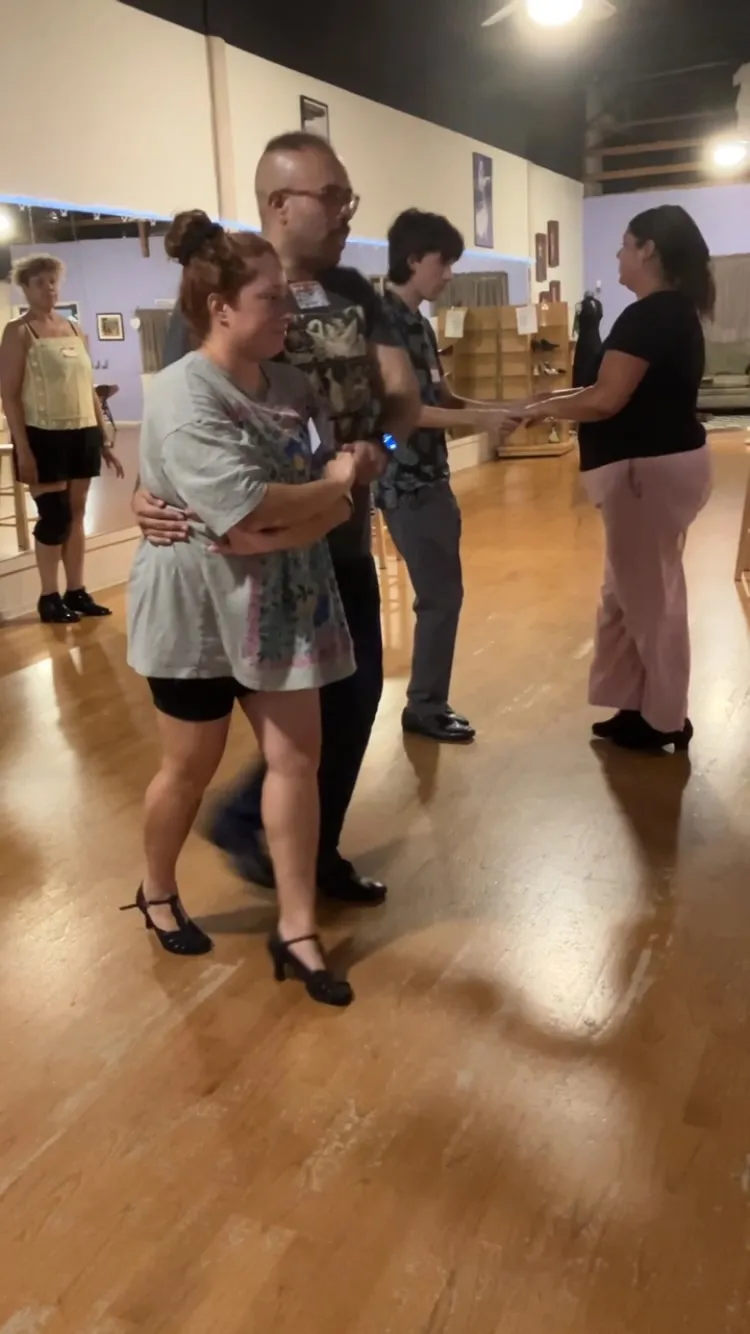 Swing classes at House of Dance